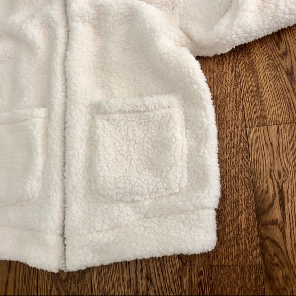❤️Host Pick ❤️ Faux Sherpa Teddy Jacket - Picture 8 of 9